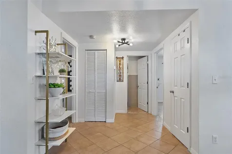 2810 2nd Avenue S St Petersburg FL 33712