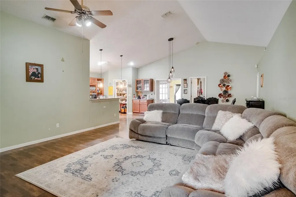 220 Bay Street Apopka FL 32712