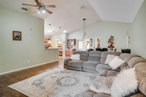 220 Bay Street Apopka FL 32712