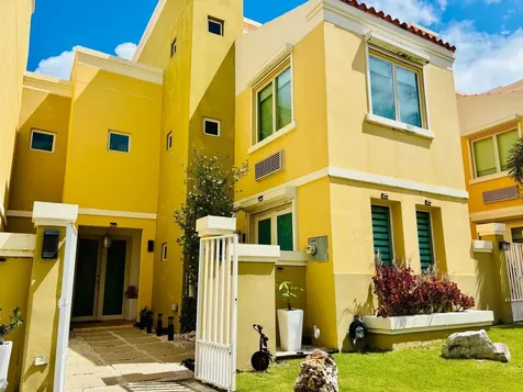 112 Via Capri Humacao PR 00791