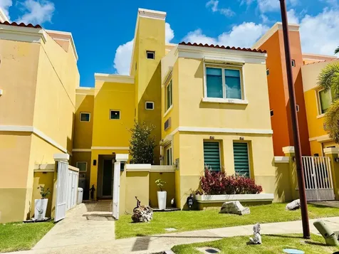 112 Via Capri Humacao PR 00791