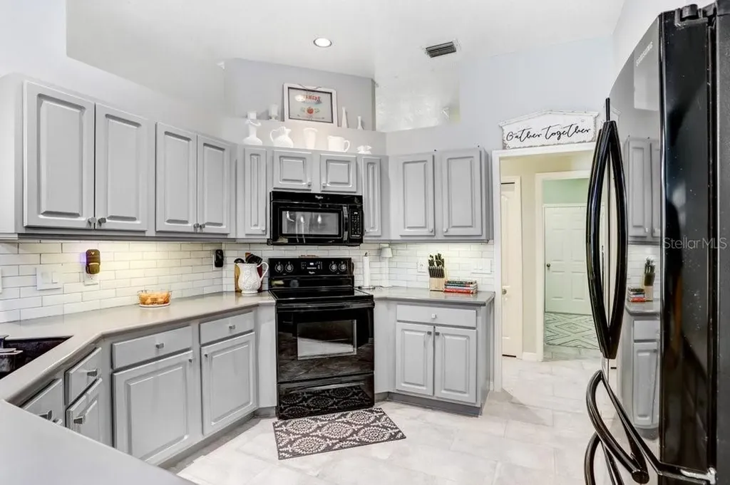 3026 Partridge Point Trail Valrico FL 33594