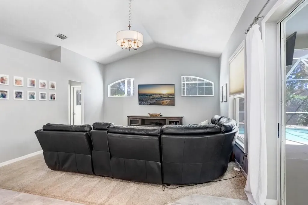 3026 Partridge Point Trail Valrico FL 33594