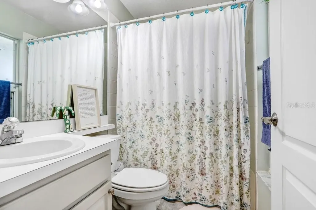 3026 Partridge Point Trail Valrico FL 33594