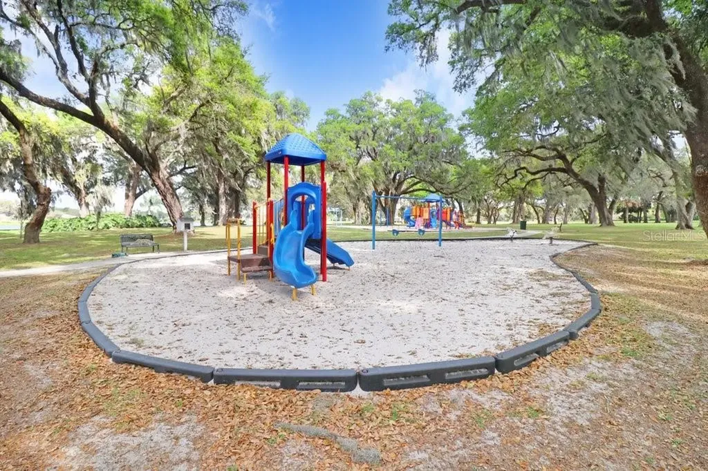 3026 Partridge Point Trail Valrico FL 33594