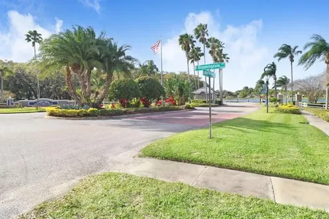3026 Partridge Point Trail Valrico FL 33594