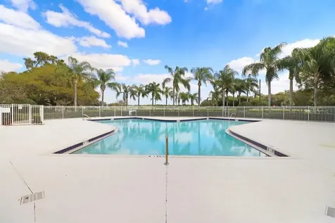 3026 Partridge Point Trail Valrico FL 33594