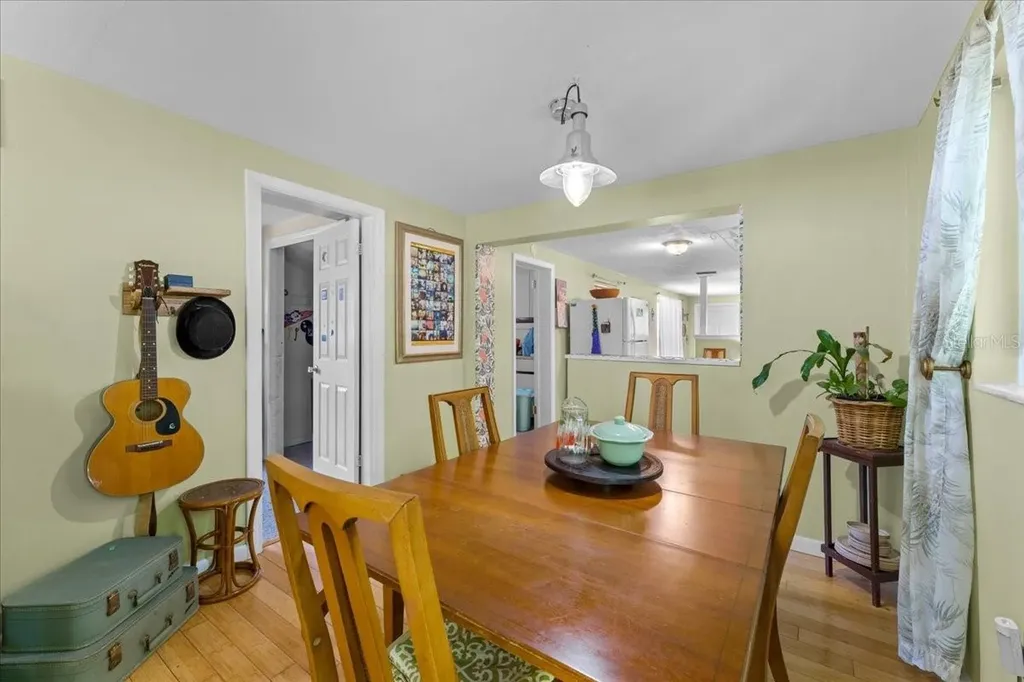531 6th Street S Safety Harbor FL 34695