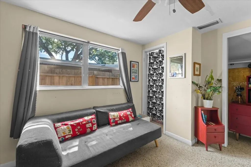 531 6th Street S Safety Harbor FL 34695