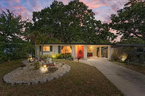 531 6th Street S Safety Harbor FL 34695
