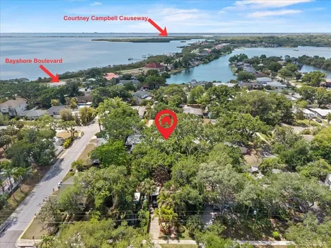 531 6th Street S Safety Harbor FL 34695