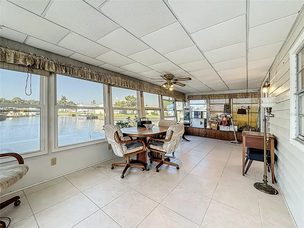 10178 N Lake Drive Largo FL 33773