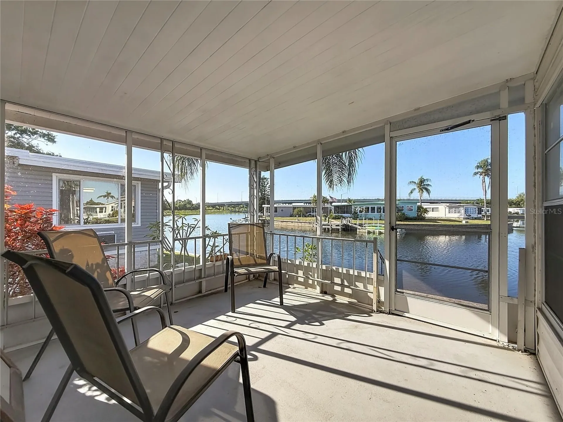 10178 N Lake Drive Largo FL 33773