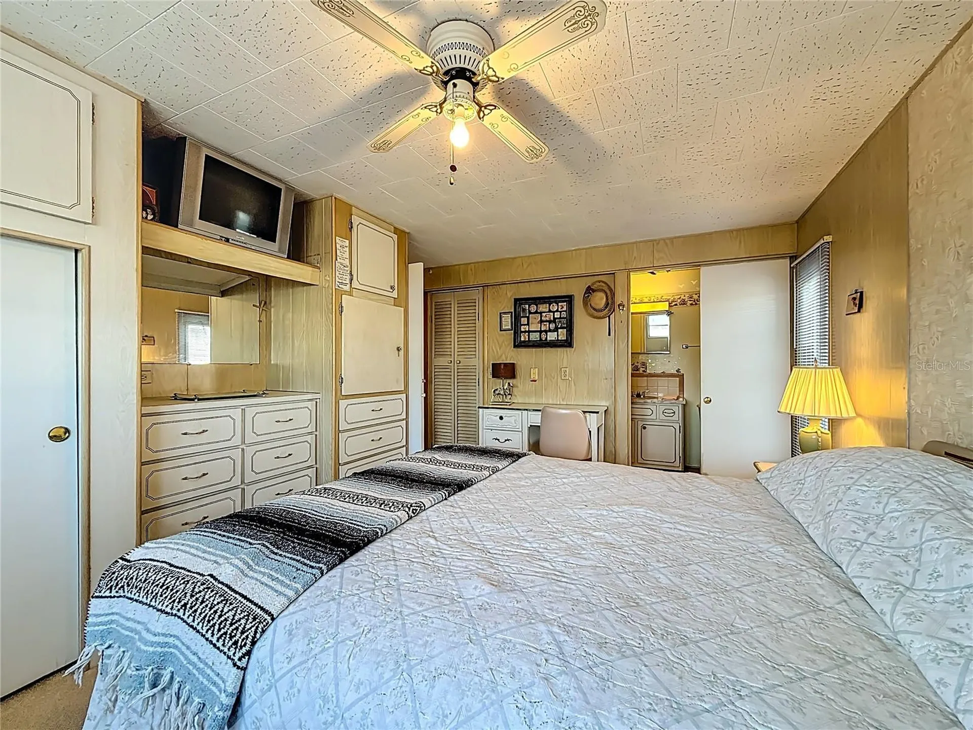 10178 N Lake Drive Largo FL 33773