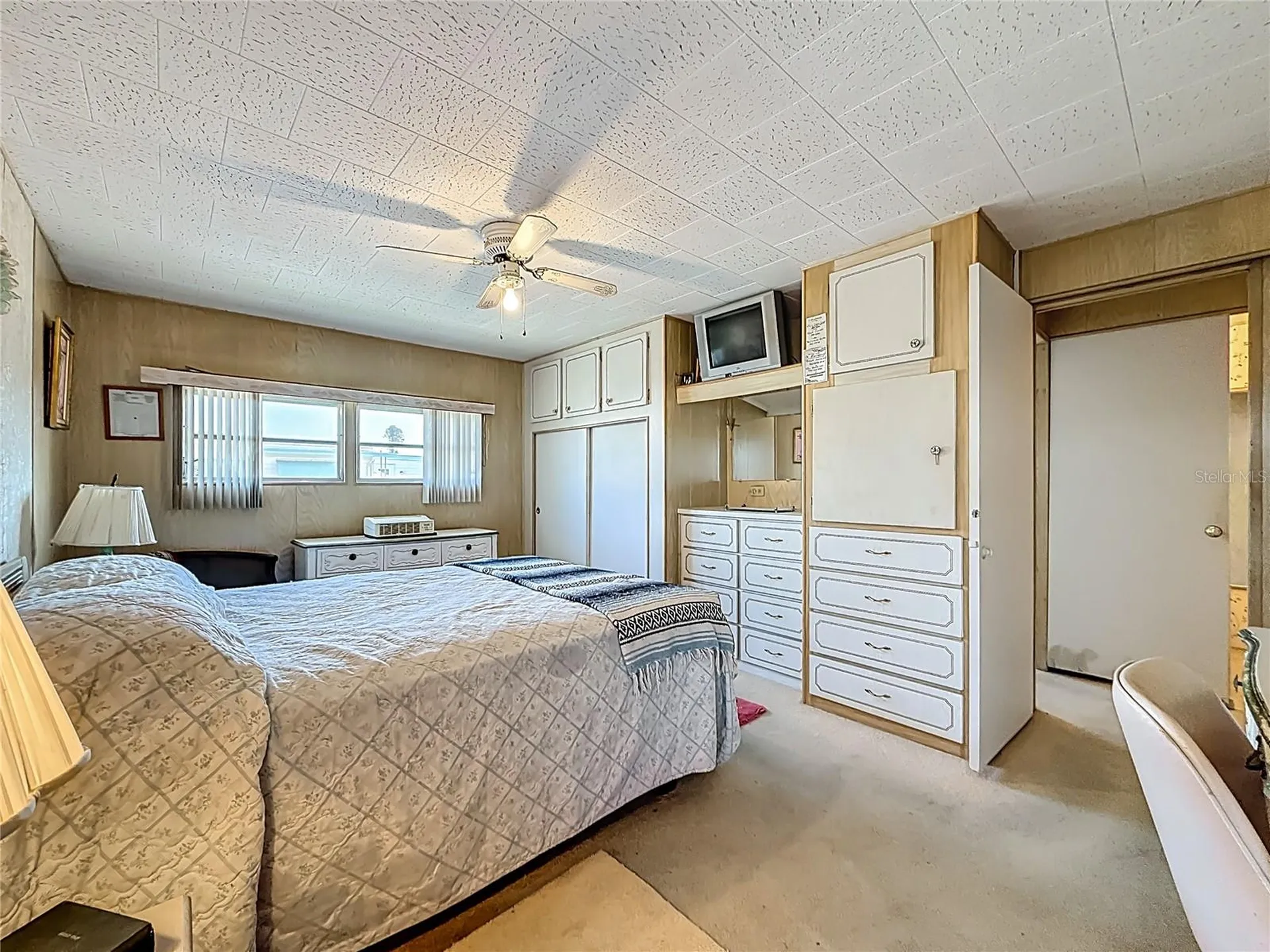 10178 N Lake Drive Largo FL 33773