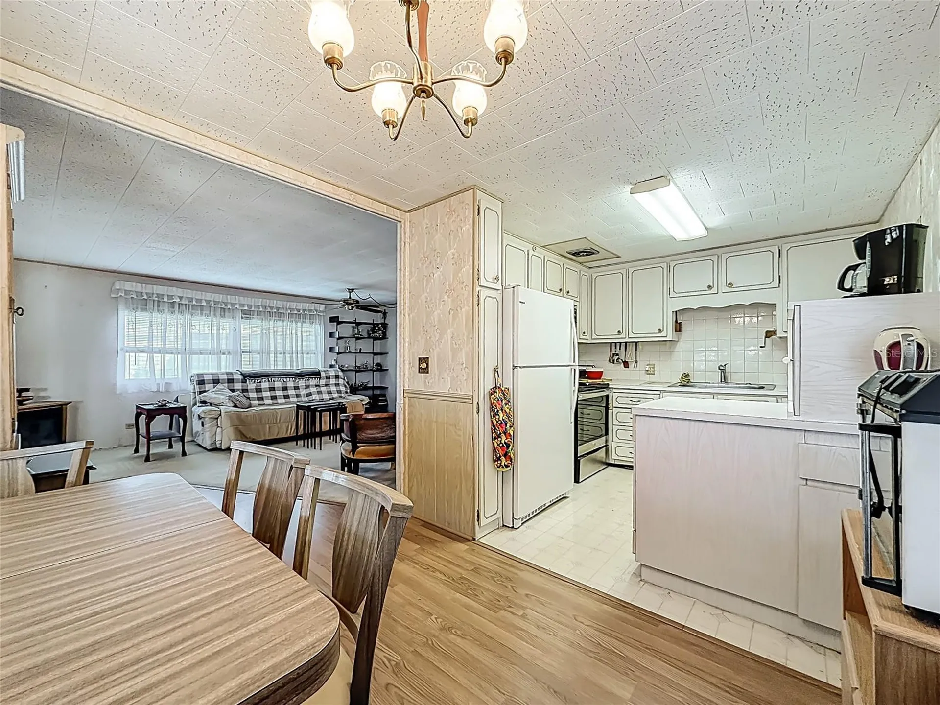 10178 N Lake Drive Largo FL 33773