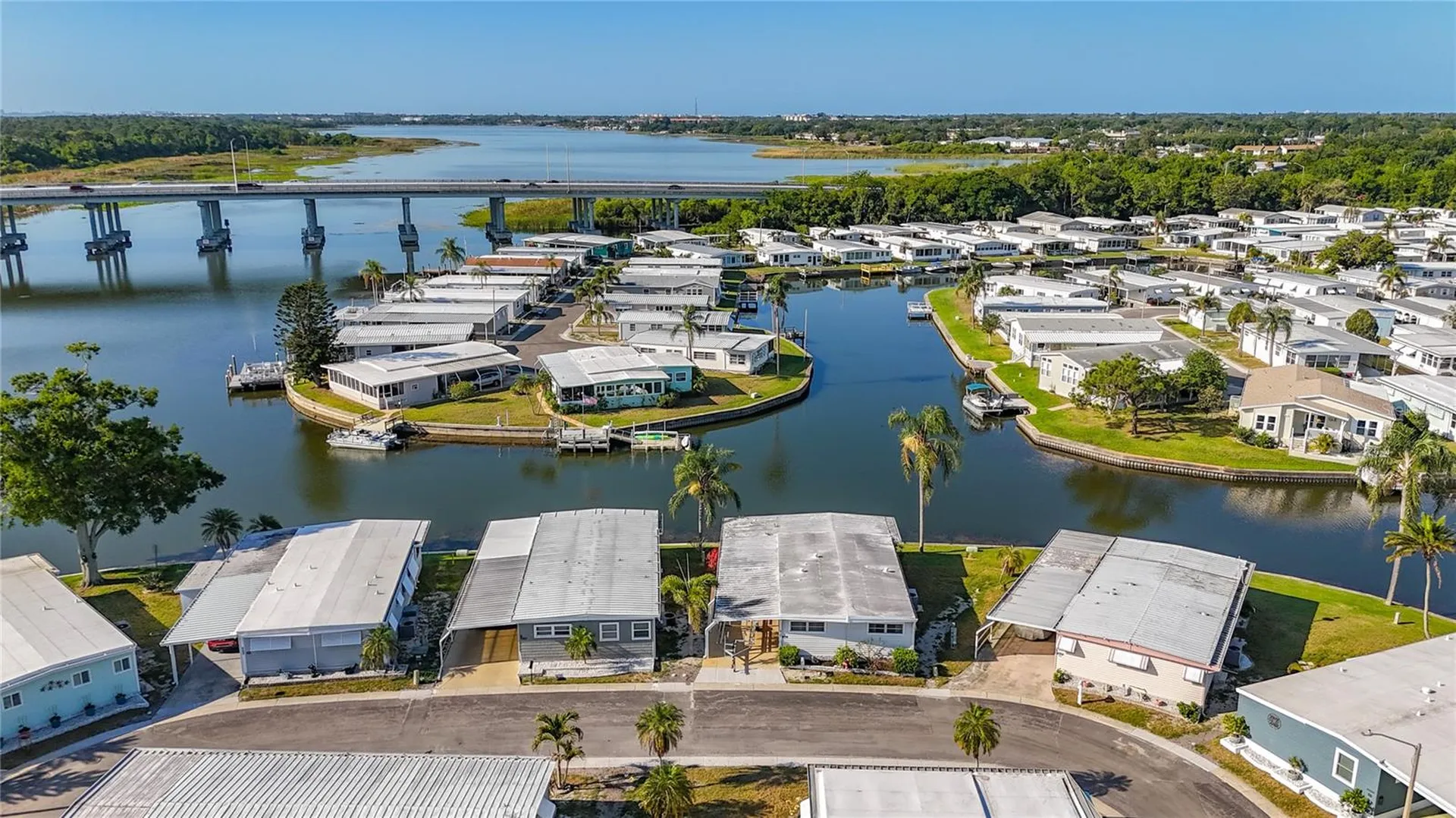 10178 N Lake Drive Largo FL 33773