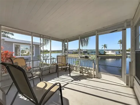 10178 N Lake Drive Largo FL 33773