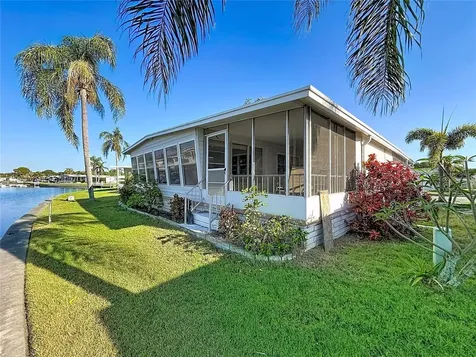 10178 N Lake Drive Largo FL 33773