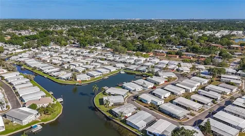10178 N Lake Drive Largo FL 33773