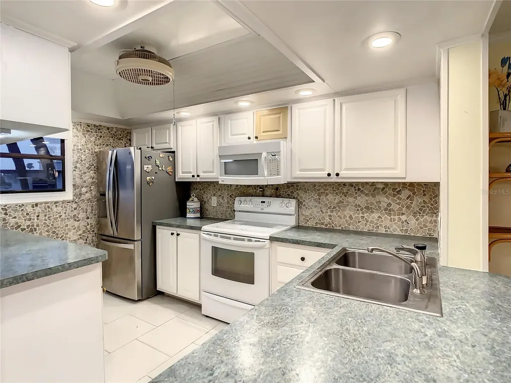 18304 Gulf Boulevard Redington Shores FL 33708