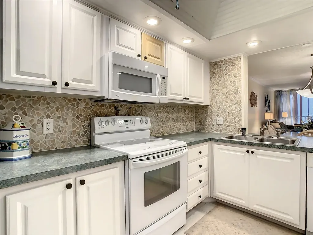 18304 Gulf Boulevard Redington Shores FL 33708