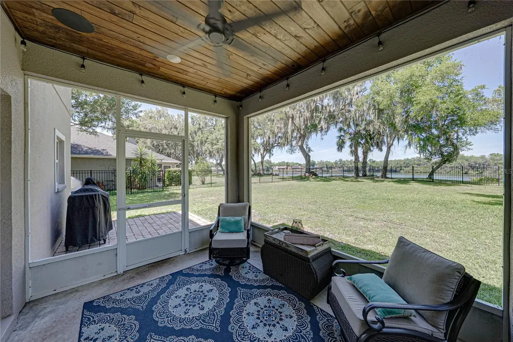 3167 Blackwater Oaks Way Mulberry FL 33860