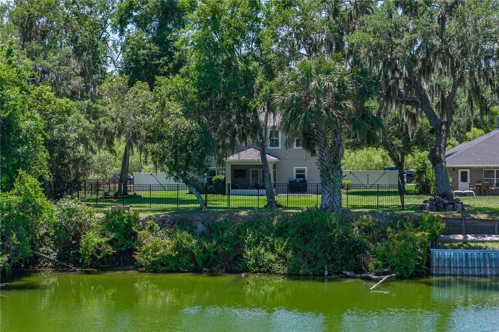 3167 Blackwater Oaks Way Mulberry FL 33860