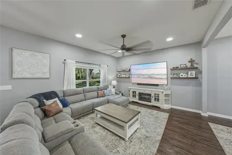 3167 Blackwater Oaks Way Mulberry FL 33860