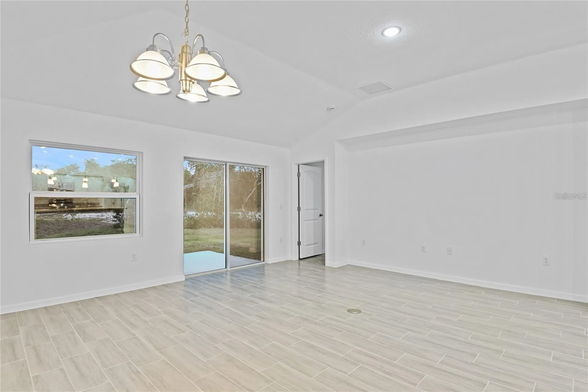 1409 Hillsborough Way Kissimmee FL 34759