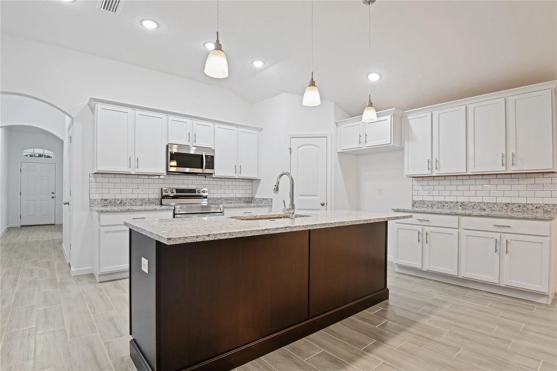 1409 Hillsborough Way Kissimmee FL 34759