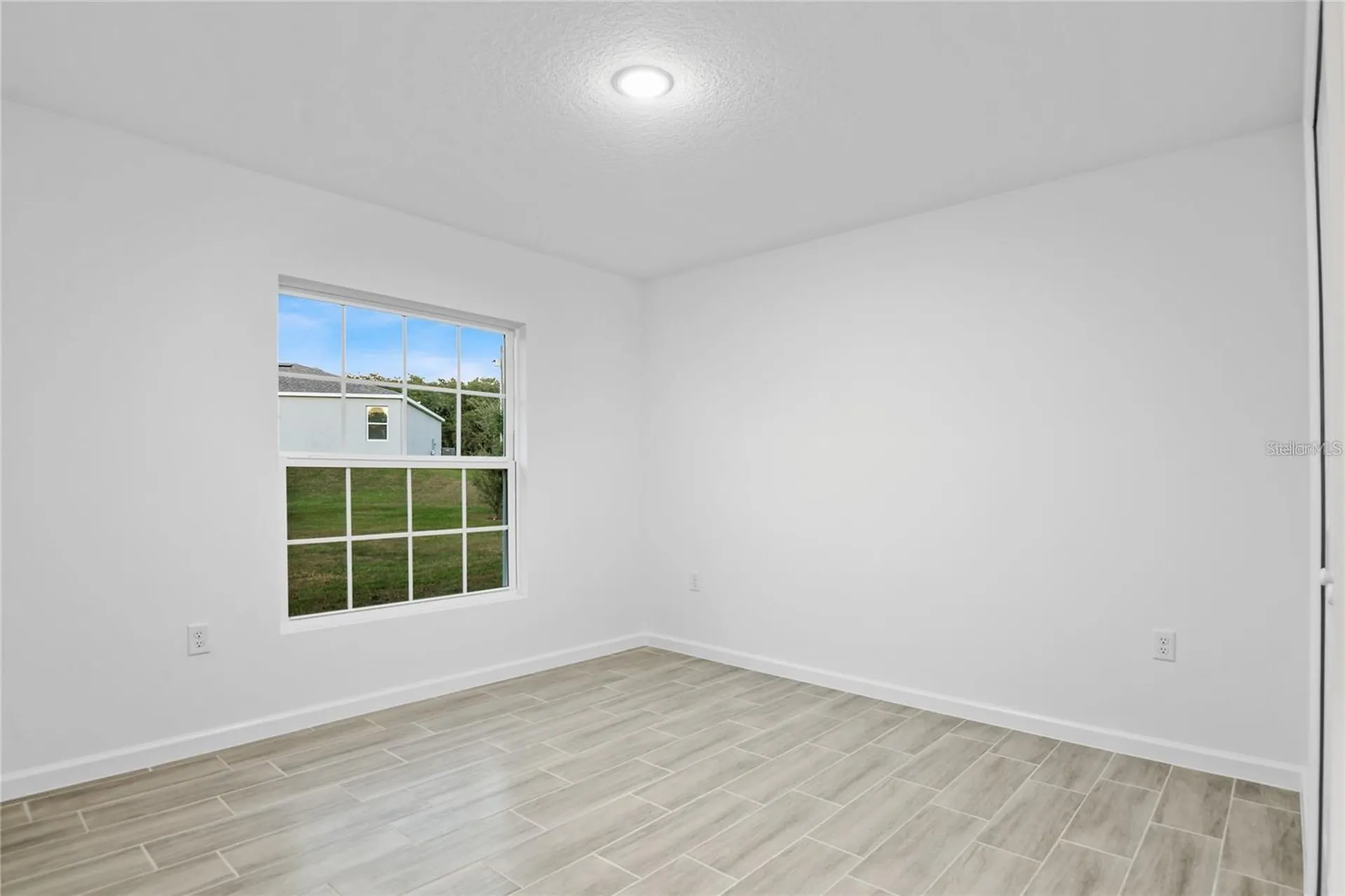 1409 Hillsborough Way Kissimmee FL 34759