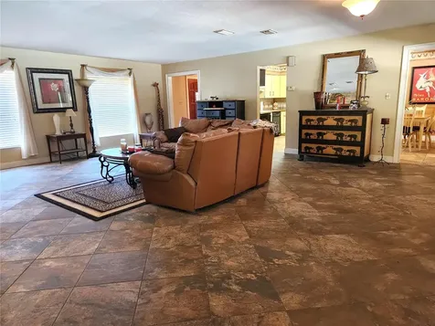 400 SE 49th Avenue Ocala FL 34471