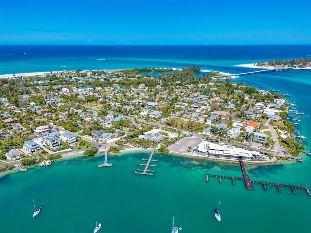 720 Broadway Street Longboat Key FL 34228