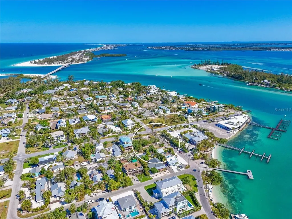 720 Broadway Street Longboat Key FL 34228