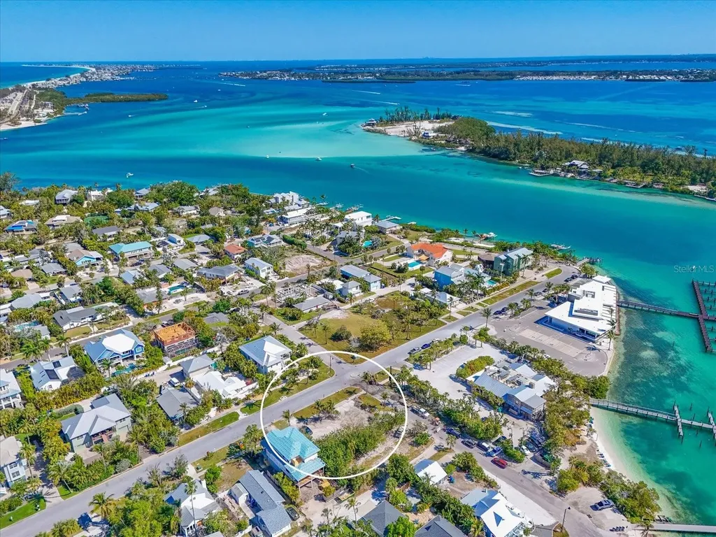 720 Broadway Street Longboat Key FL 34228