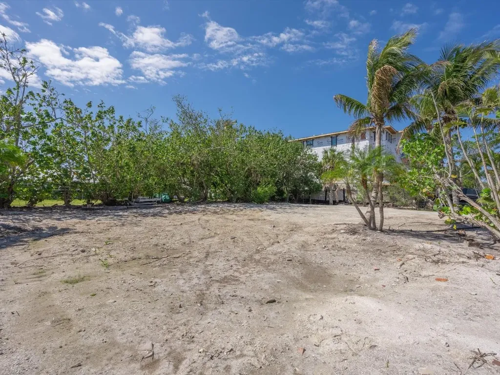 720 Broadway Street Longboat Key FL 34228