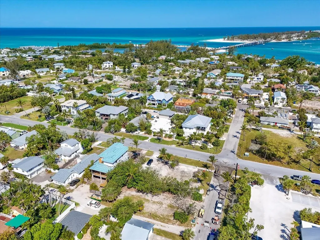 720 Broadway Street Longboat Key FL 34228