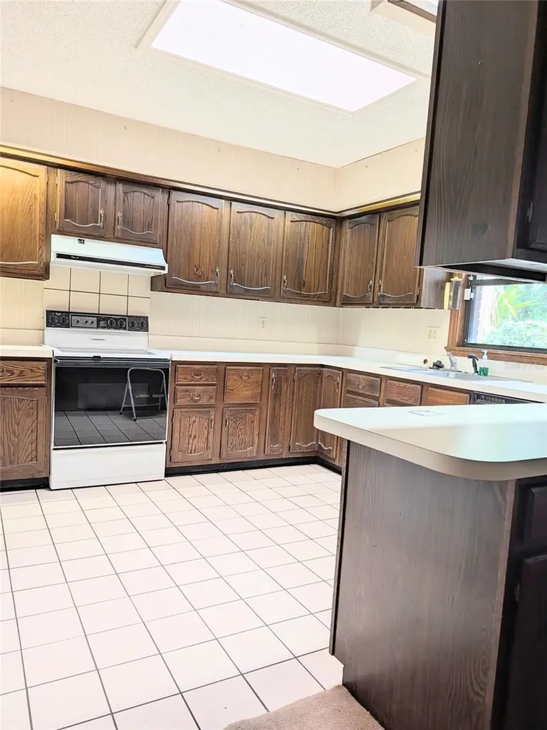 2025 Larchmont Drive Deland FL 32724