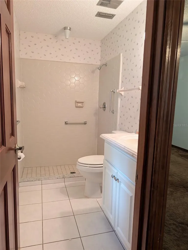 2025 Larchmont Drive Deland FL 32724