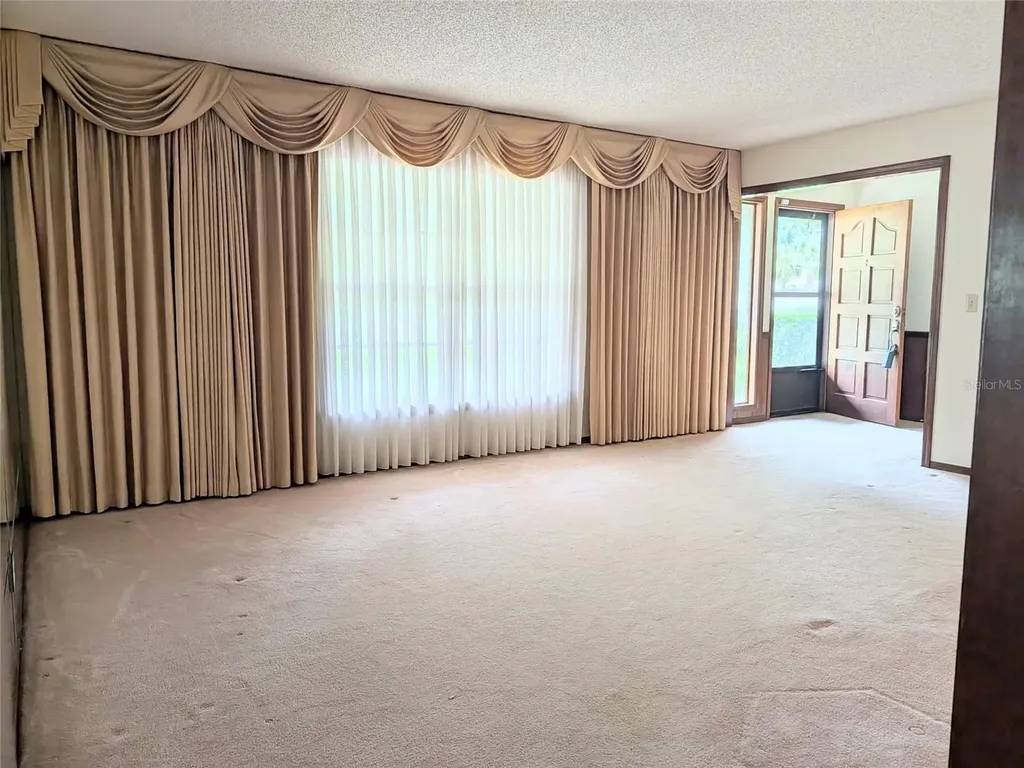 2025 Larchmont Drive Deland FL 32724