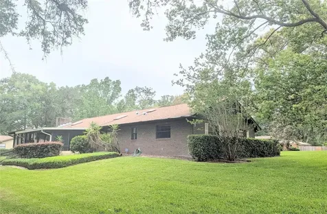 2025 Larchmont Drive Deland FL 32724