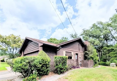 2025 Larchmont Drive Deland FL 32724