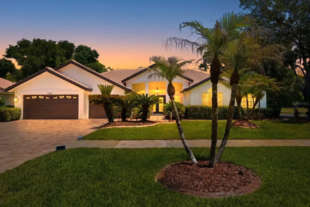 3343 Crescent Oaks Boulevard Tarpon Springs FL 34688