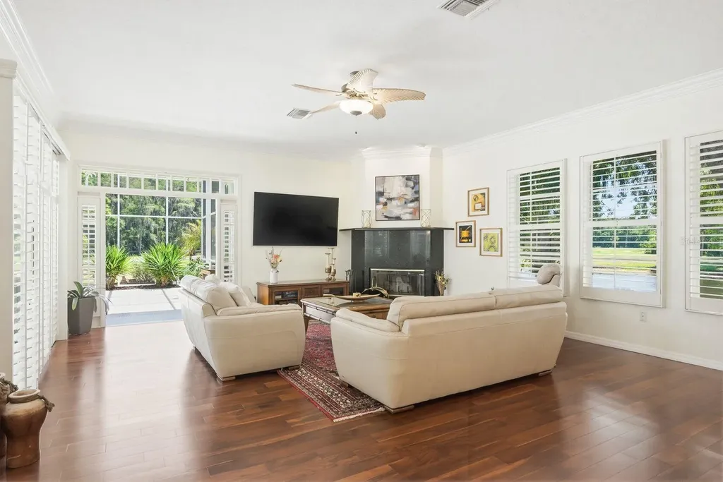 3343 Crescent Oaks Boulevard Tarpon Springs FL 34688