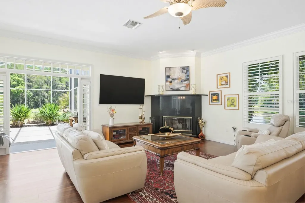 3343 Crescent Oaks Boulevard Tarpon Springs FL 34688