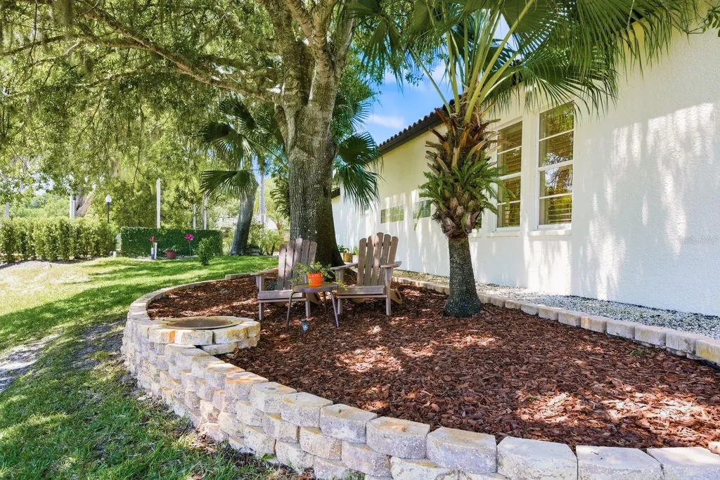 3343 Crescent Oaks Boulevard Tarpon Springs FL 34688