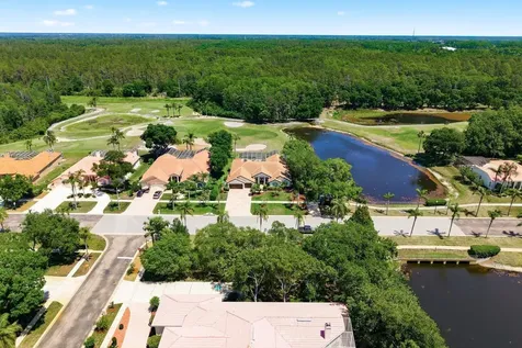 3343 Crescent Oaks Boulevard Tarpon Springs FL 34688
