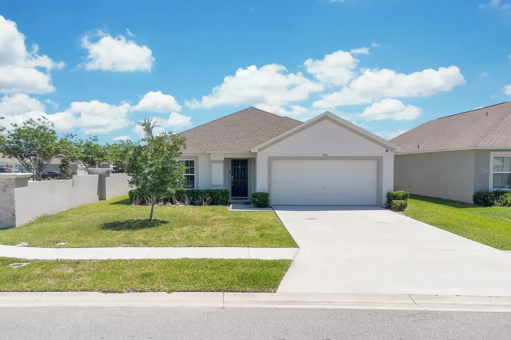 205 Arbuthnot Street Winter Haven FL 33881