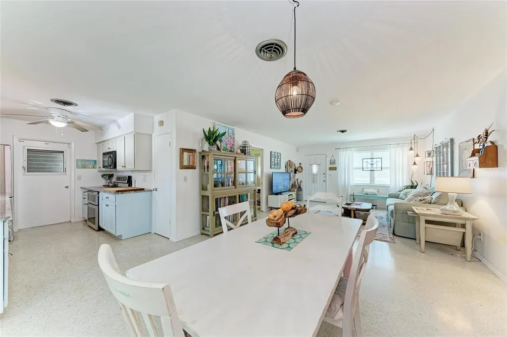 823 Bradenton Road Venice FL 34293